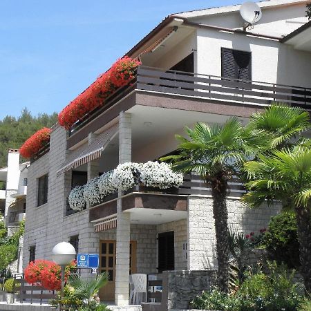 Apartments With A Parking Space Rabac, Labin - 13151 Extérieur photo
