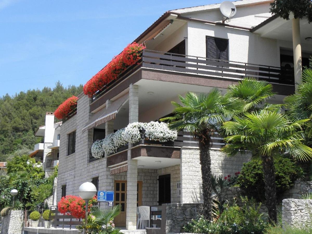 Apartments With A Parking Space Rabac, Labin - 13151 Extérieur photo