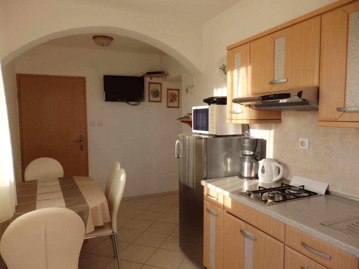 Apartments With A Parking Space Rabac, Labin - 13151 Extérieur photo